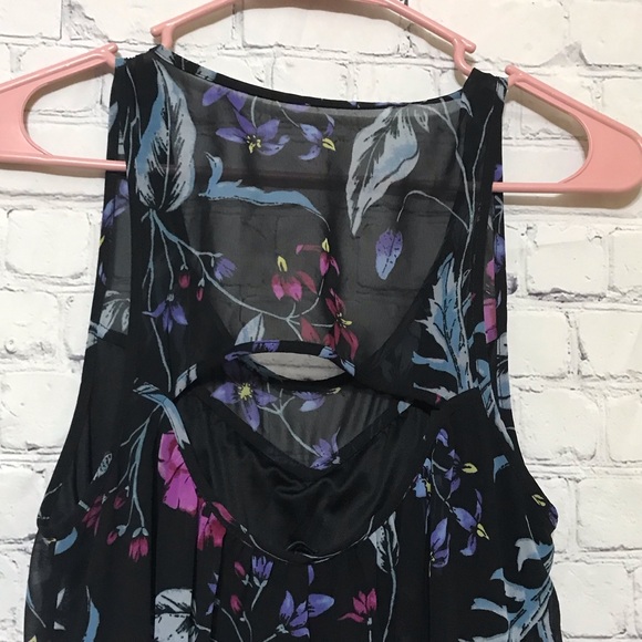 Black Floral Dress - Picture 4 of 6